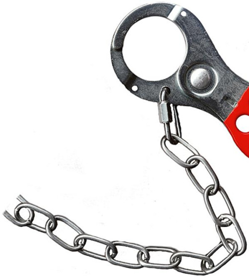 Lockout hasp with 152mm (6 inches) zinc plated chain