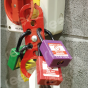 Steel lockout hasp Red, scissor action 45x32mm&19mm dia jaws