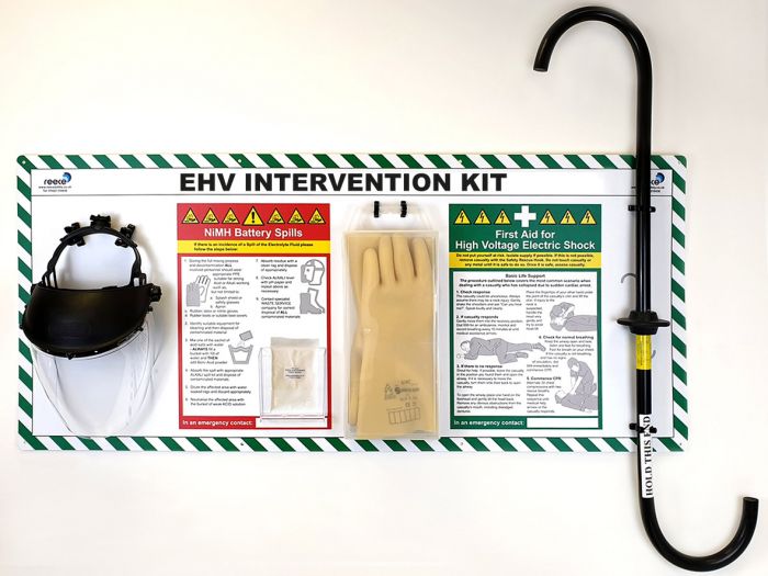 Electric vehicle electrical intervention kit station